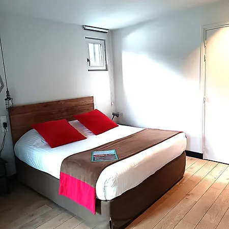 Ar Iniz Ξενοδοχείο 3*